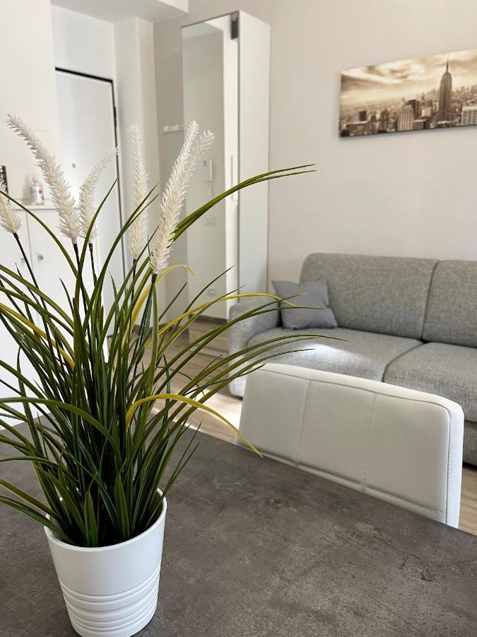 Housitalia Milano Apartamento Exterior foto